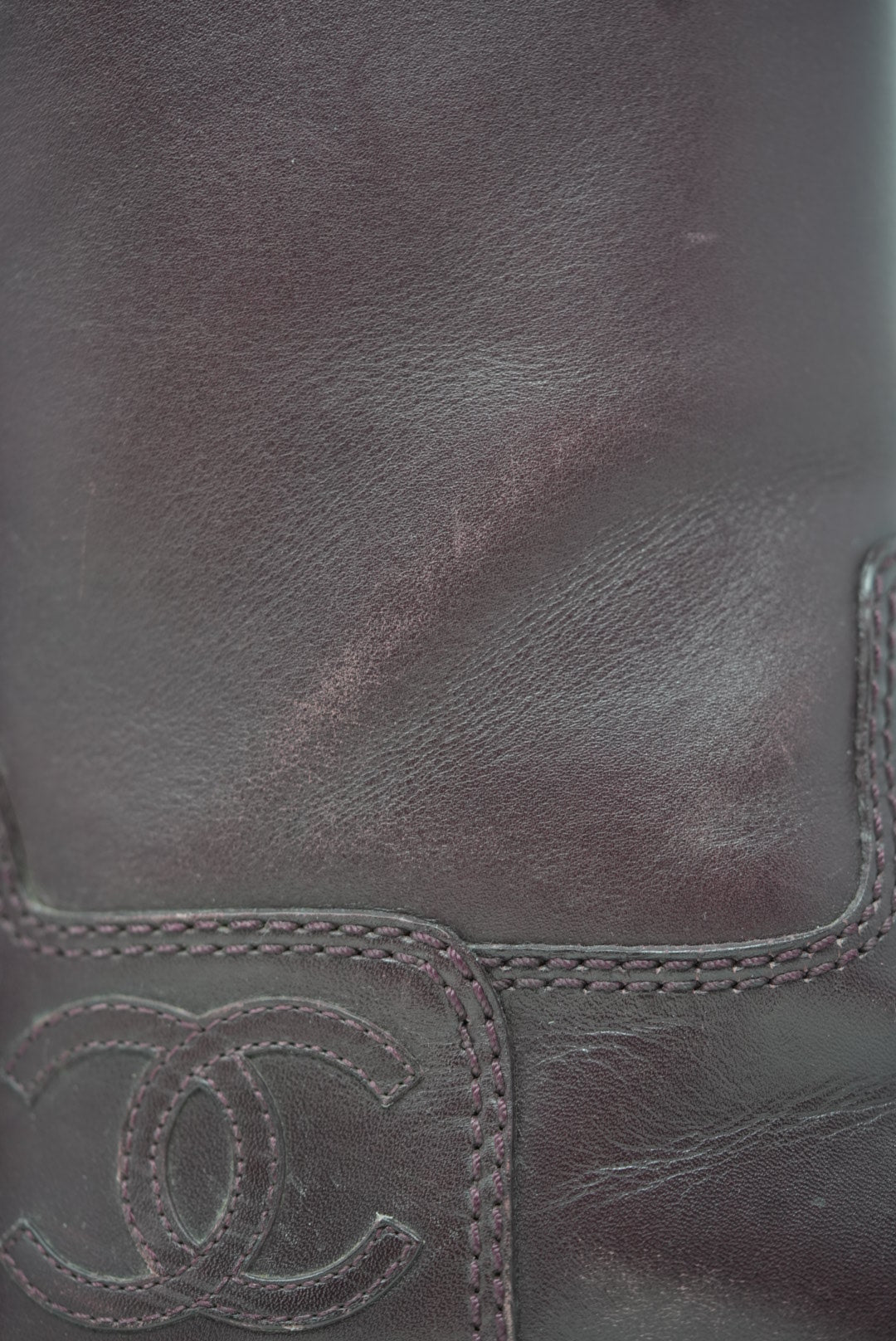 Pre-Owned Chanel Red Leather CC Logo Boots Size 36