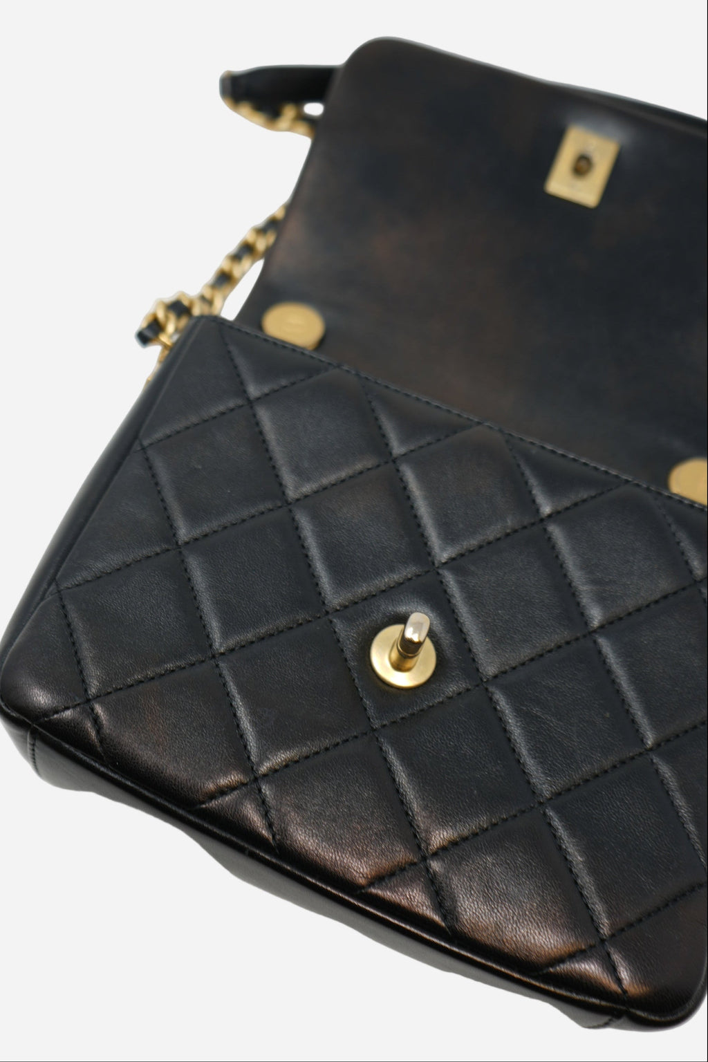 Pre-Owned Chanel Black Lambskin Chunky Chain Mini Flap Bag