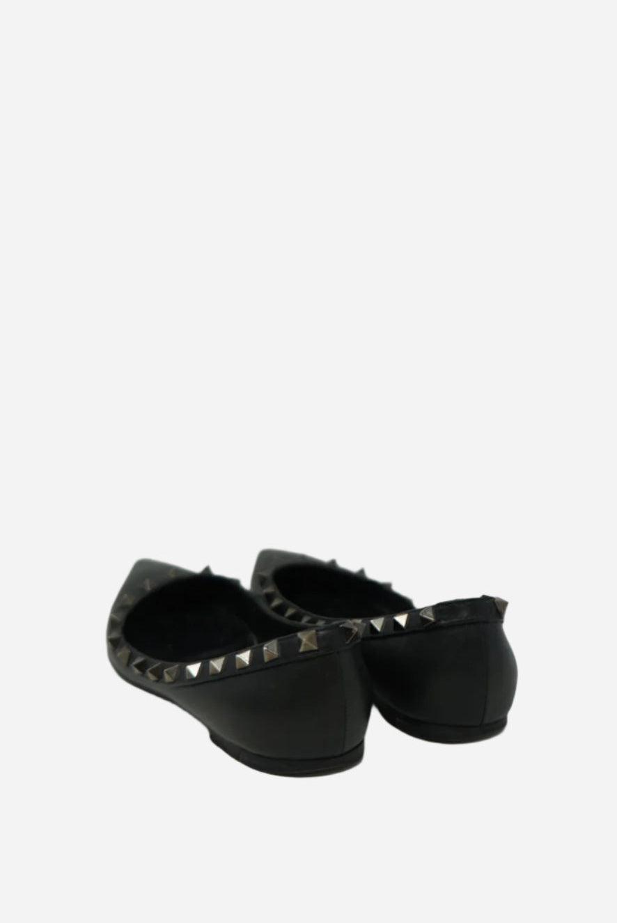 VALENTINO GARAVANI Rockstud Flats Size 37.5