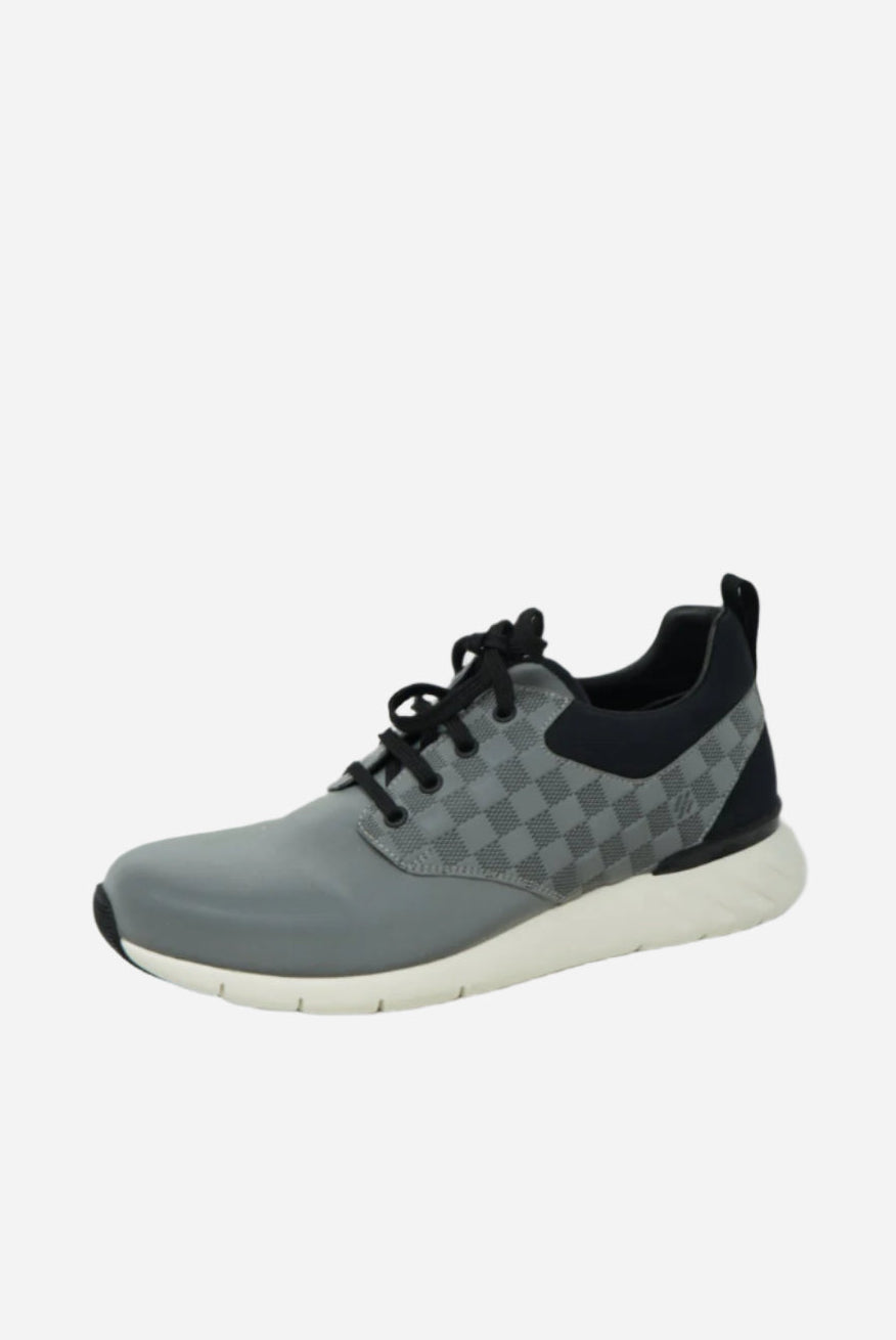 Louis  Vuitton Men Grey Damier Fastlane Sneakers Size 8