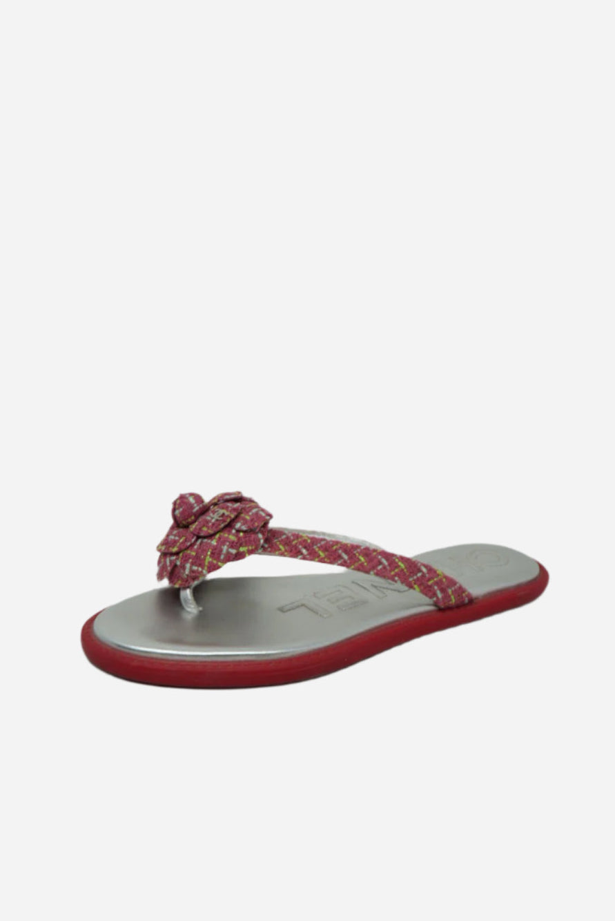 Pre-Owned Chanel Tweed Camellia Flip Sandals Size 37.5