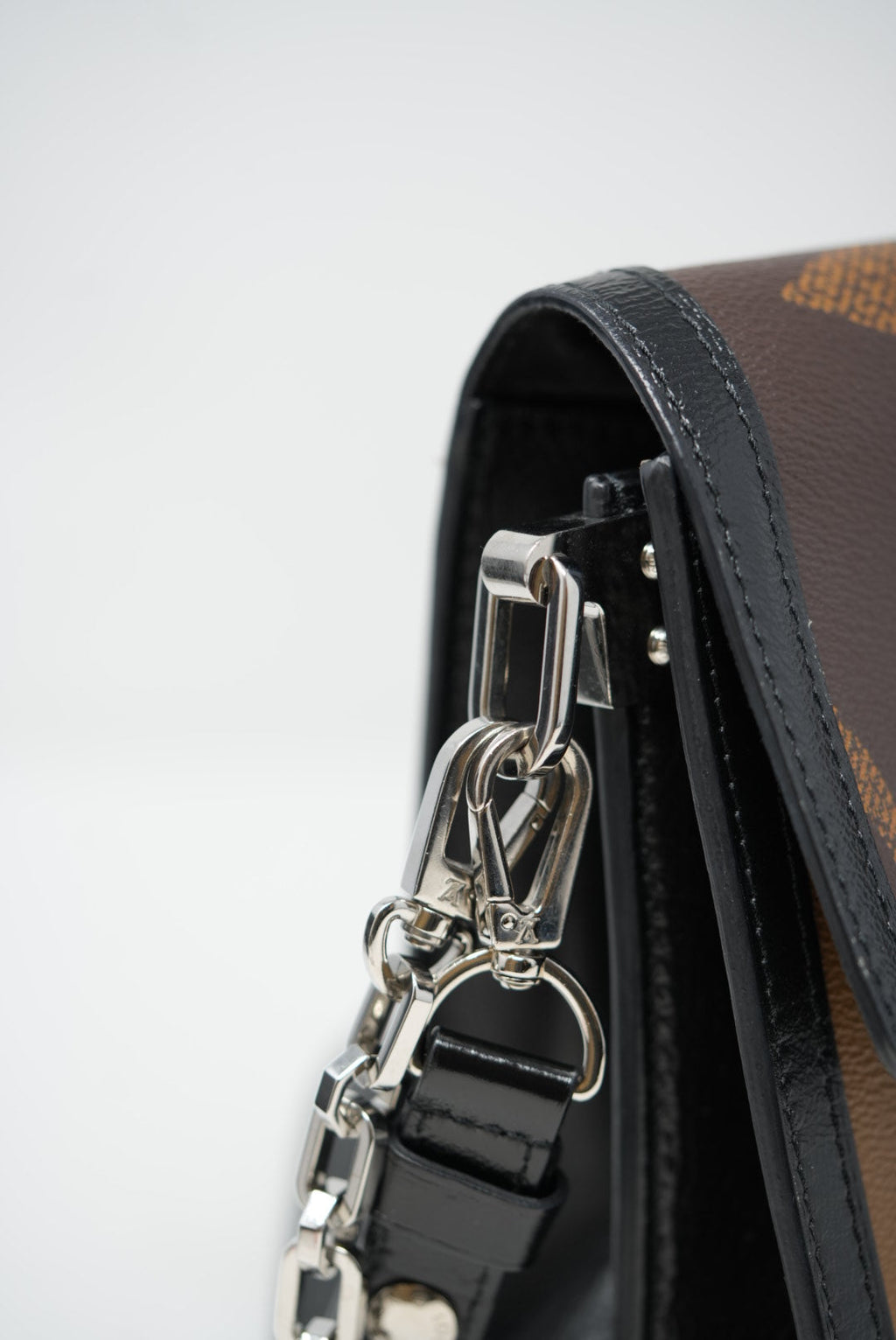 Louis Vuitton Reverse Dauphine MM