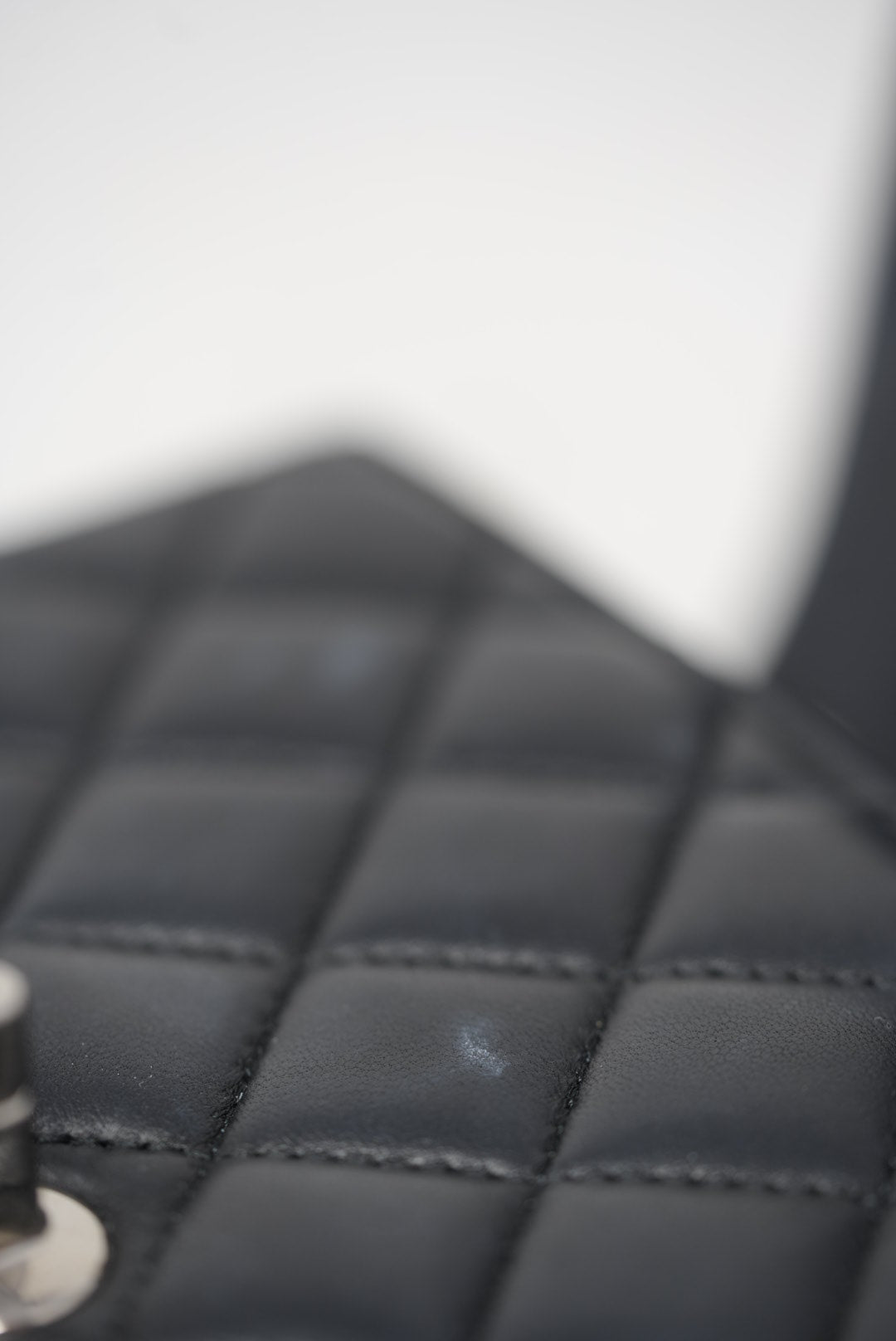 Pre-Owned Chanel 2016 Lambskin Mini Square Flap Bag