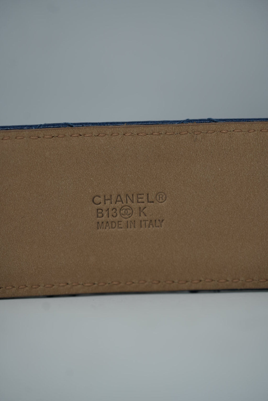 Pre-Owned Chanel Blue Leather CC Buckle Belt