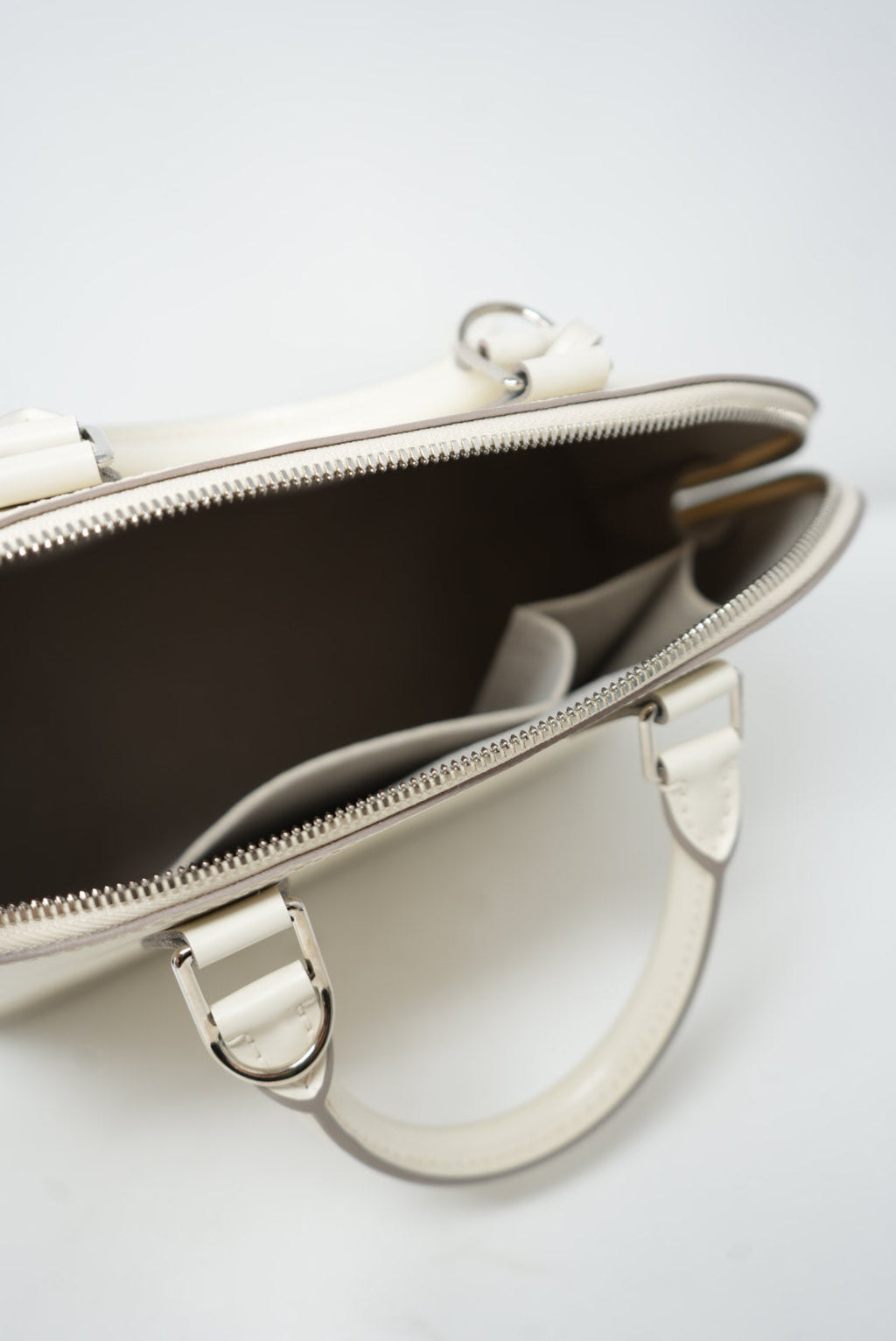 Louis Vuitton 2012 White EPi Alma PM