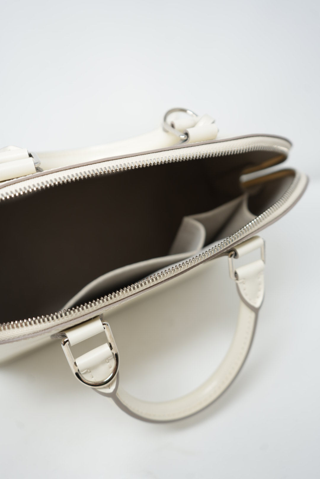 Louis Vuitton 2012 White EPi Alma PM