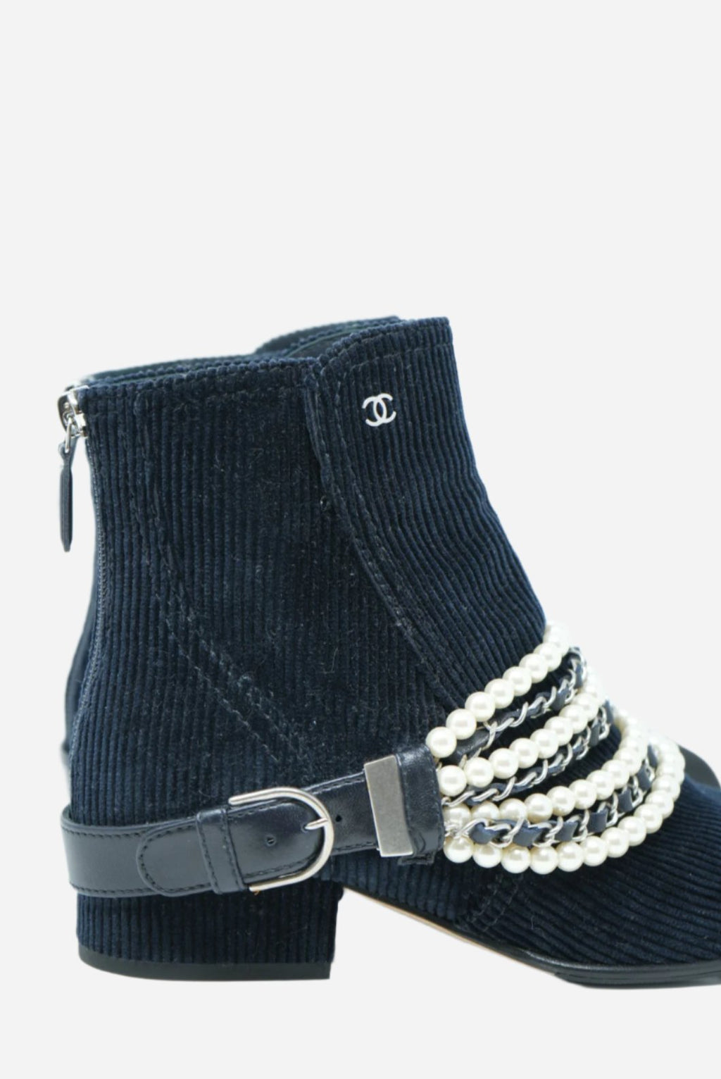 Pre-Owned Chanel Navy Velvet Satin & Faux Pearl Ankle Boots Size 36