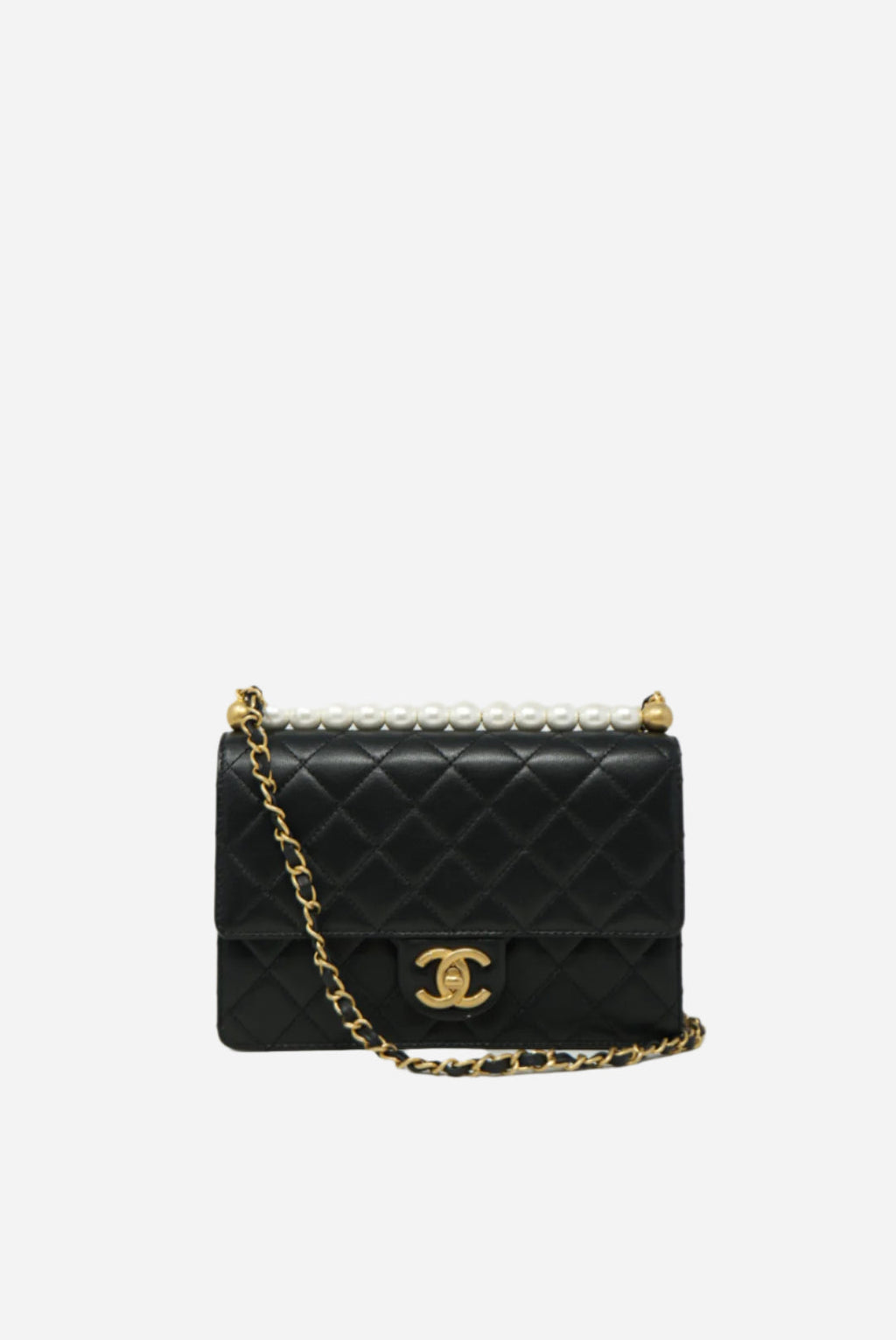 Pre-owned Chanel Lambskin Pearl Wallet On Chain