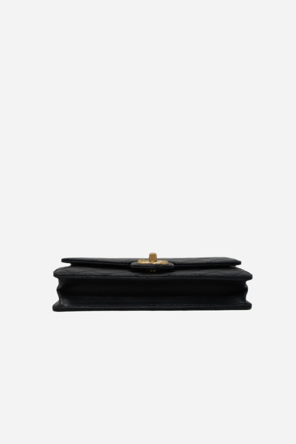 Pre-owned Chanel Lambskin Pearl Wallet On Chain