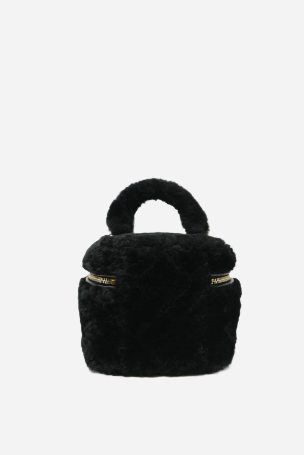 Pre-Owned Chanel 2023 Black Shearling Lambskin Quilted Vanity Case