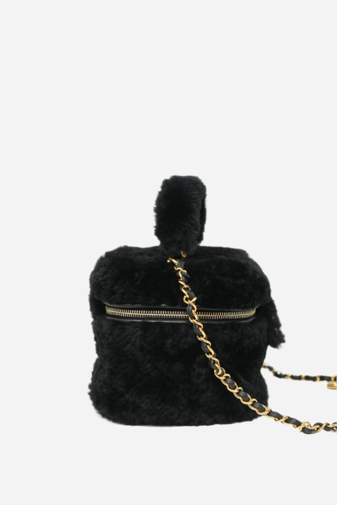Pre-Owned Chanel 2023 Black Shearling Lambskin Quilted Vanity Case