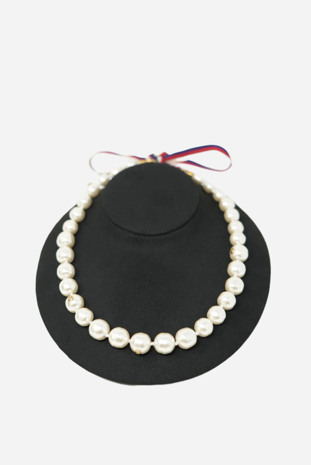 Gucci Faux Pearl Necklace