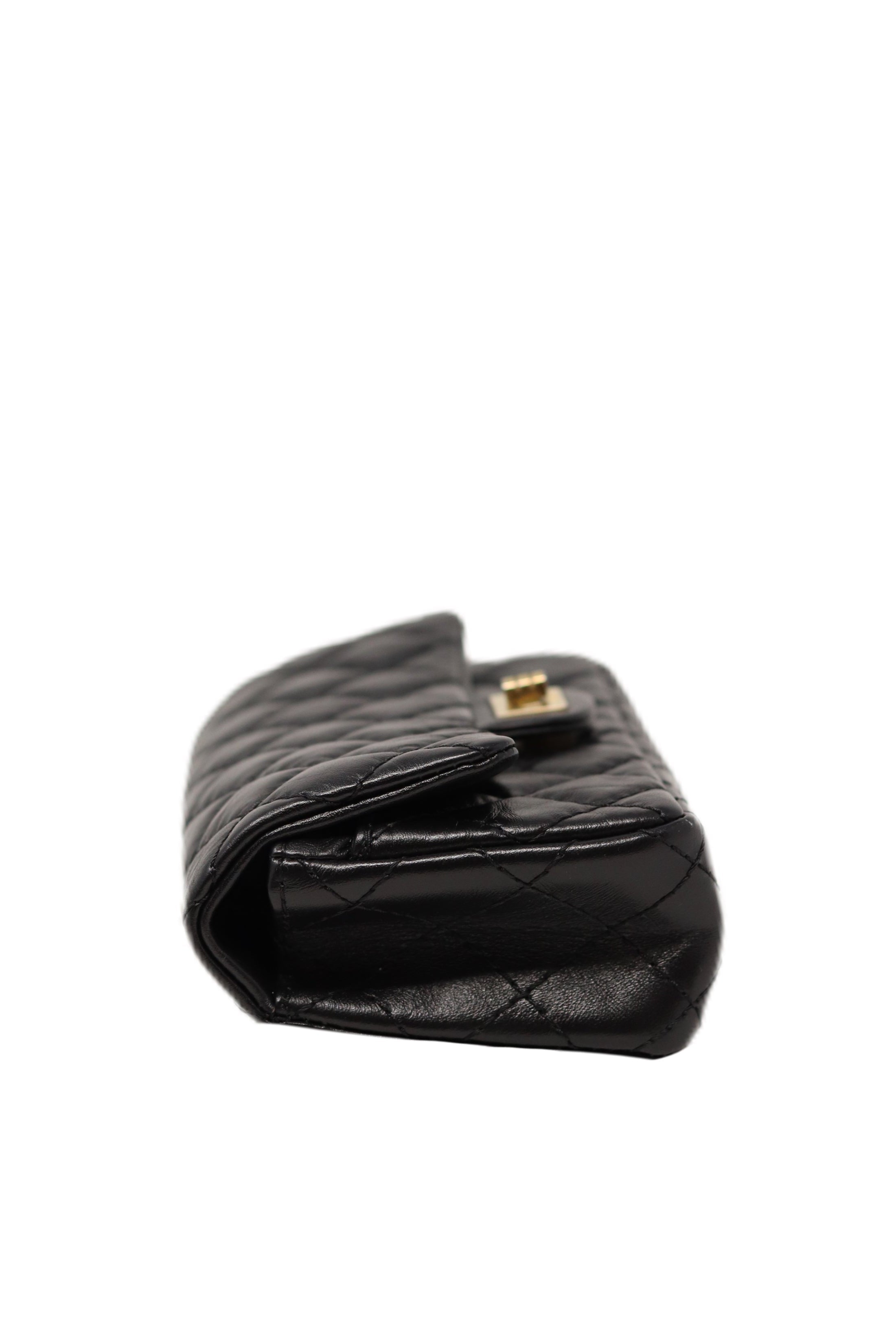 Pre-Owned Chanel 2019 Black Aged Calfskin 2.55 mini Waist Bag